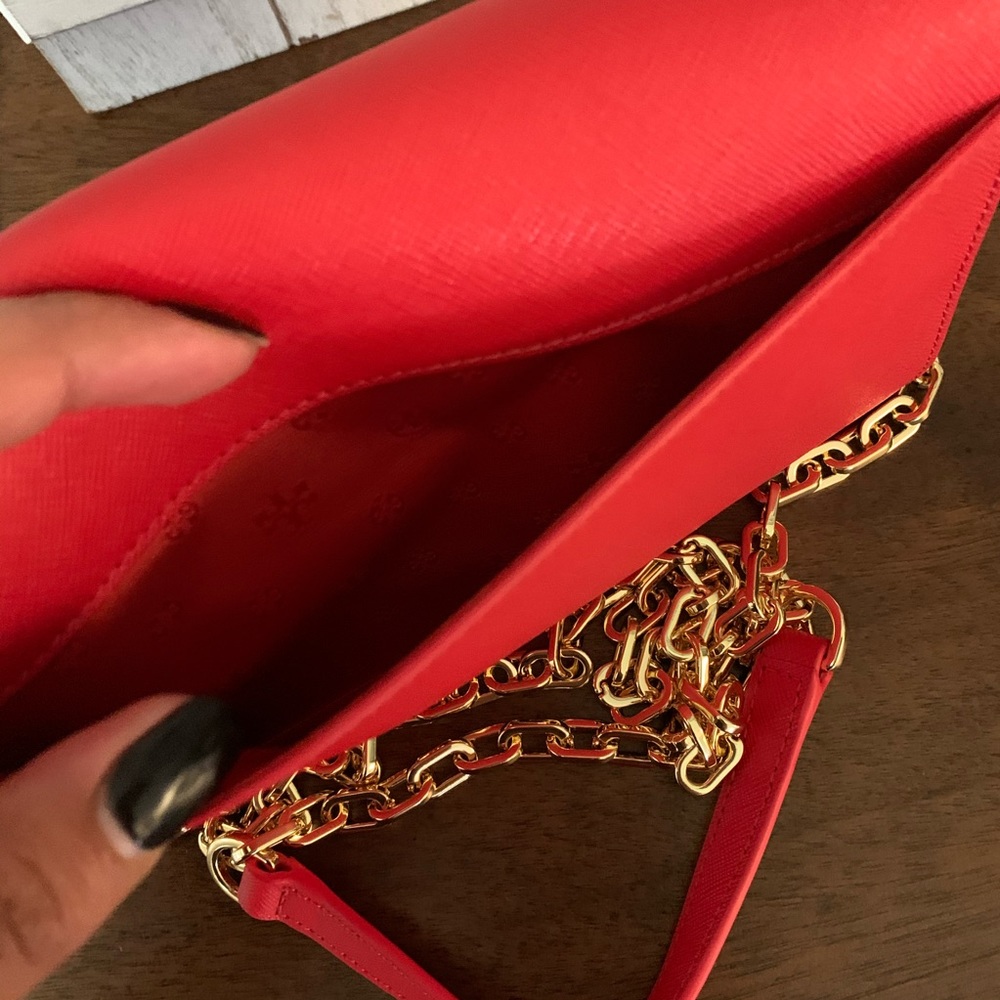 New ❤️ Tory Burch crossbody/ wallet - Picture 2 of 6